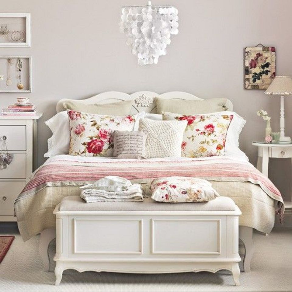  Old Fashioned Bedroom Decorating Ideas for Living room