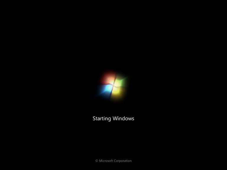 Screenshot of Windows 7 booting after having been installed