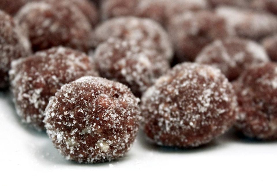 Classic Kentucky Bourbon Balls Recipe