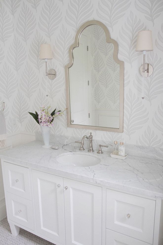 20 Beautiful Wallpapered Bathrooms