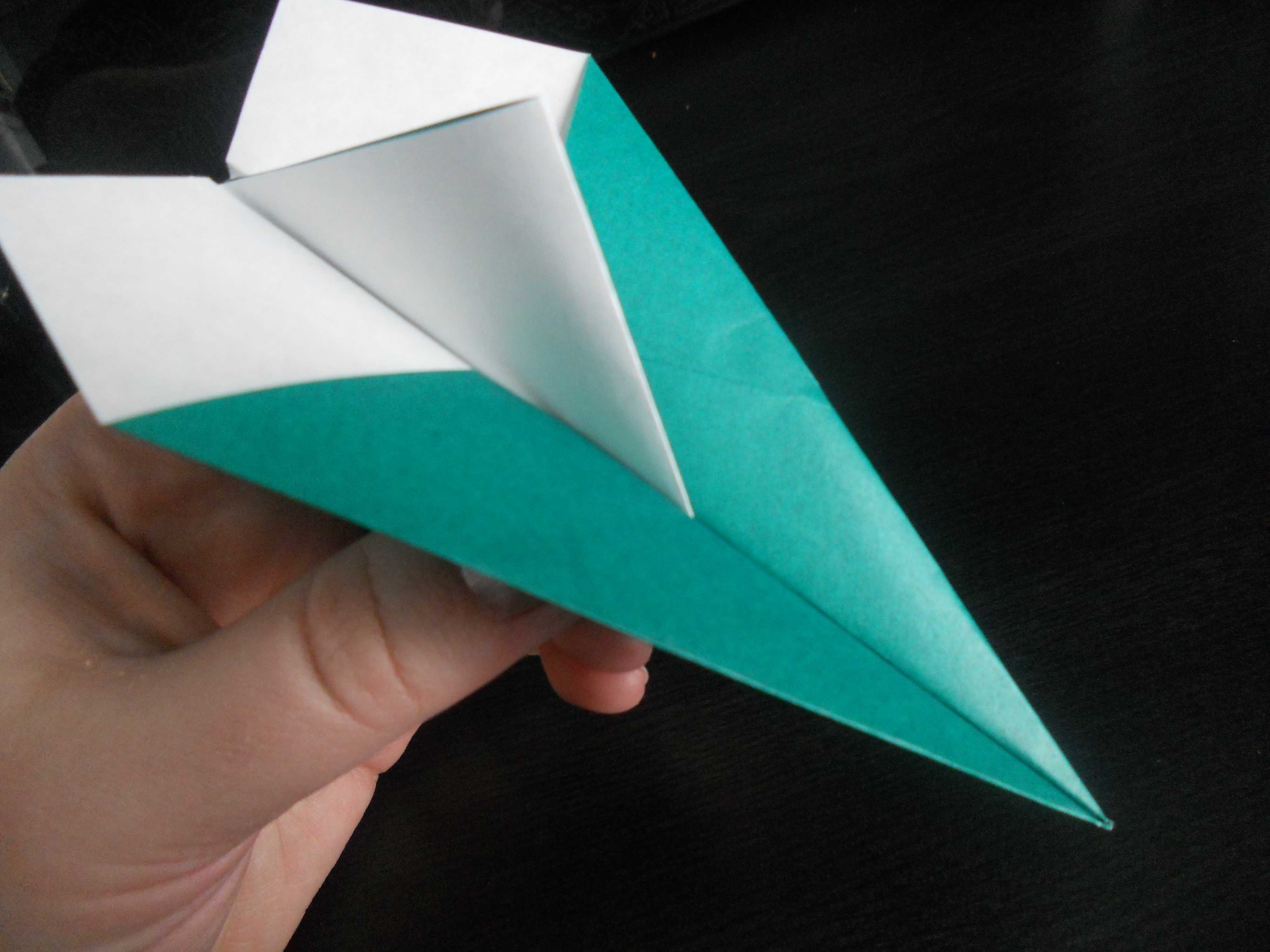 How To Make A Simple Paper Airplane