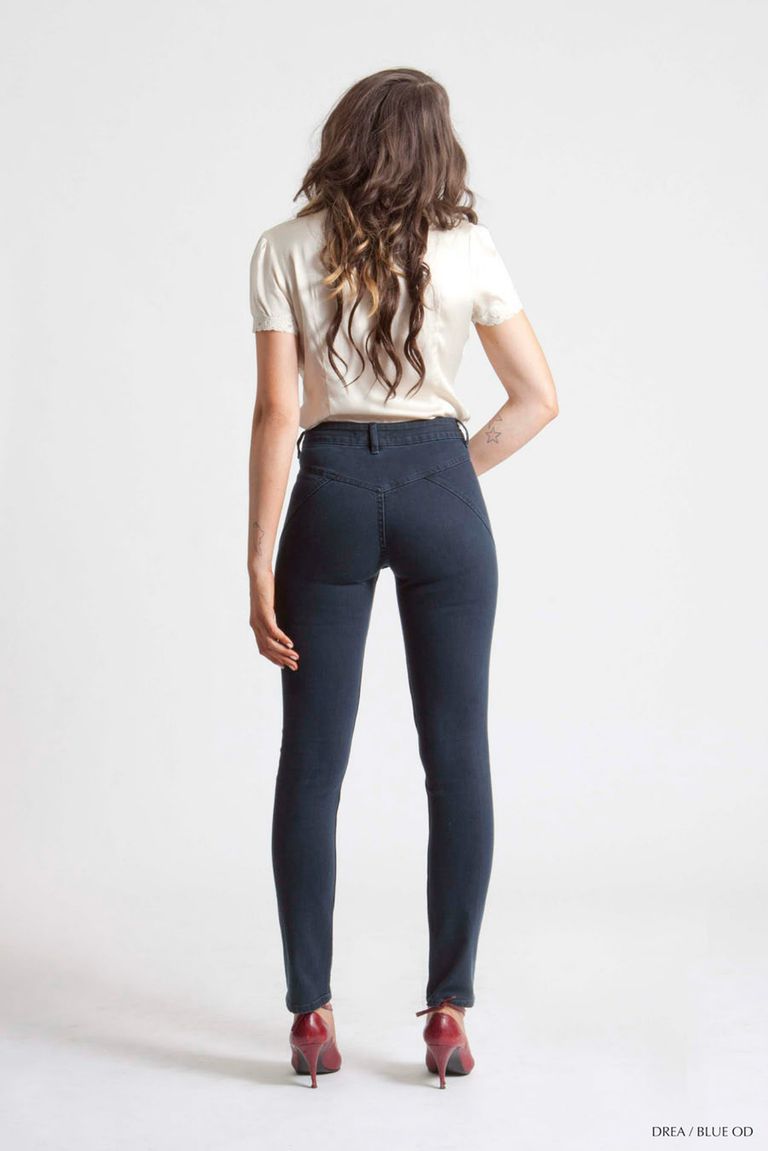 High waisted jeans on different body types online velvet