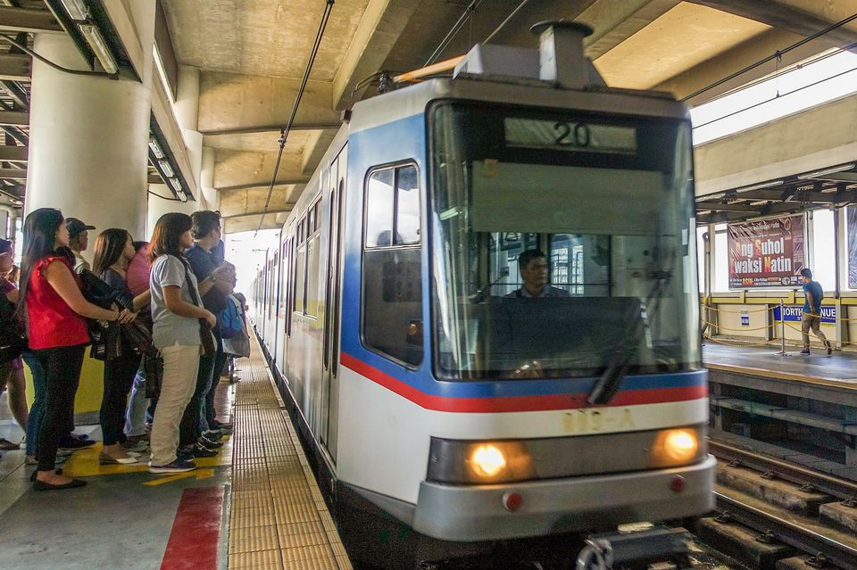 Guide To Manila, Philippines's Commuter Train System