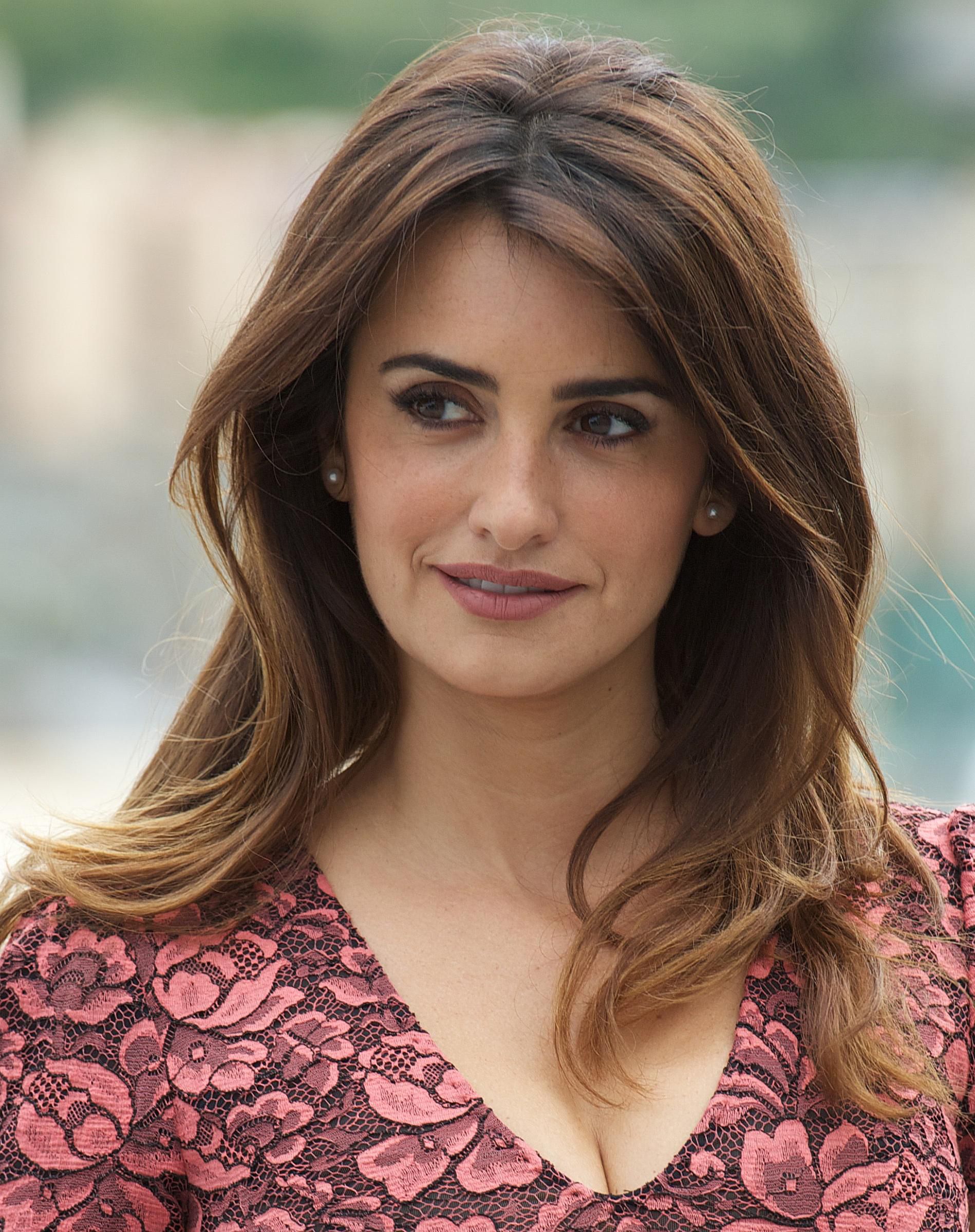 PenÃ©lope Cruz Hair Color Photos