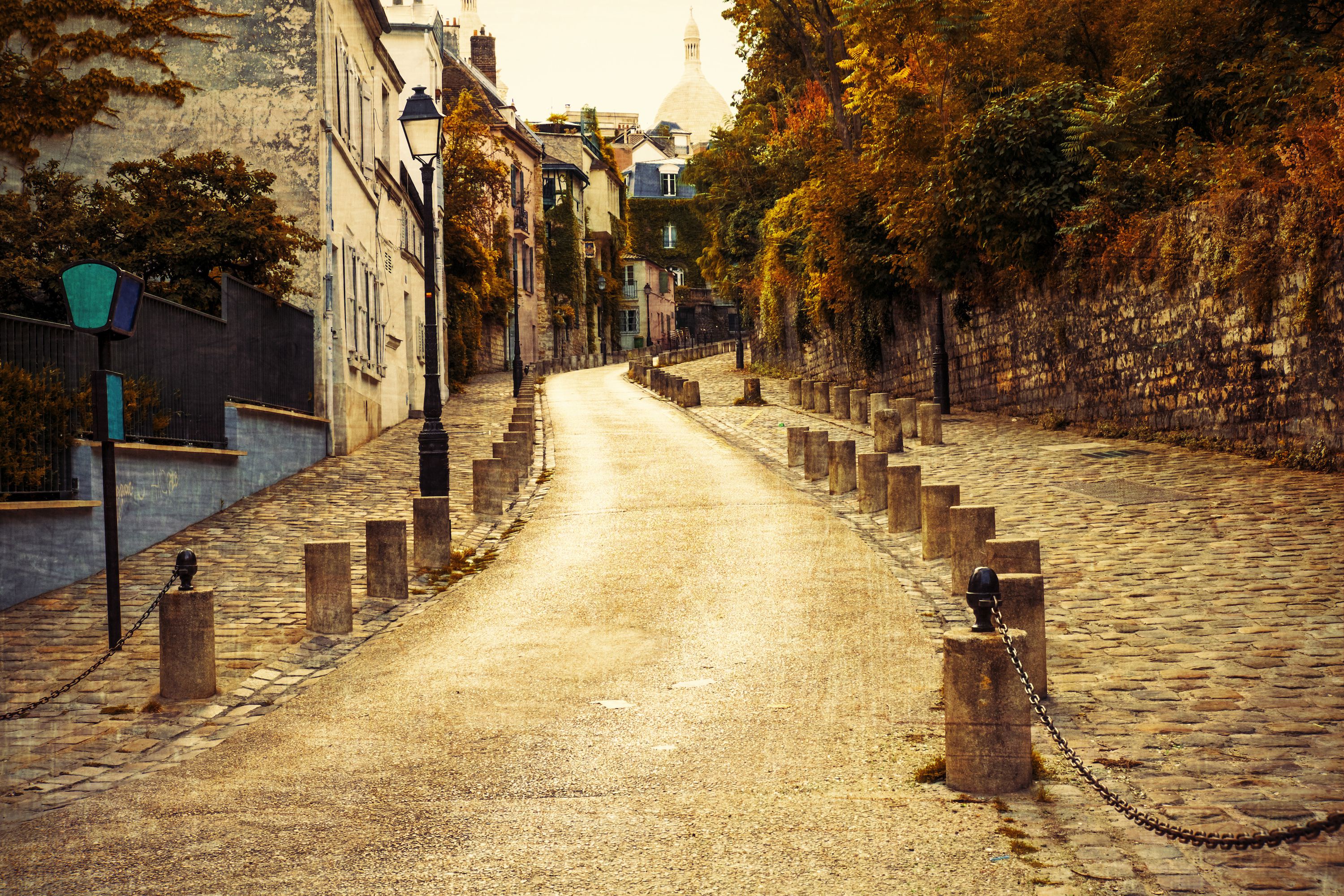 most-romantic-places-to-walk-in-paris-dreamy-strolls