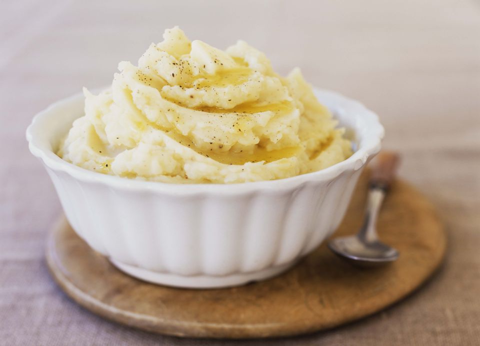 Easy Spanish Garlic Paprika Mashed Potatoes Recipe