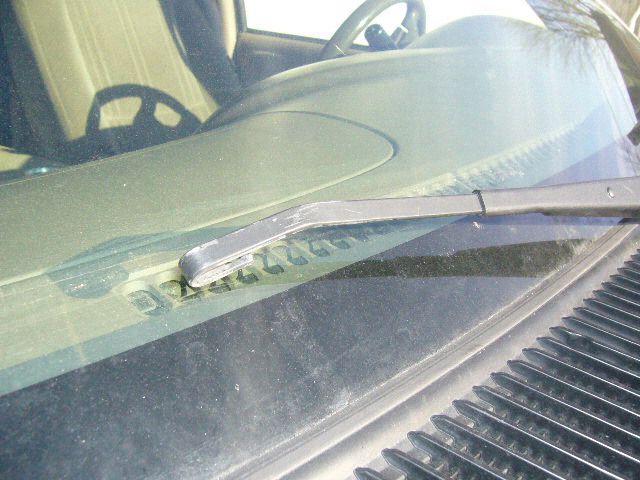 How to Install New Windshield Wipers on Your Car