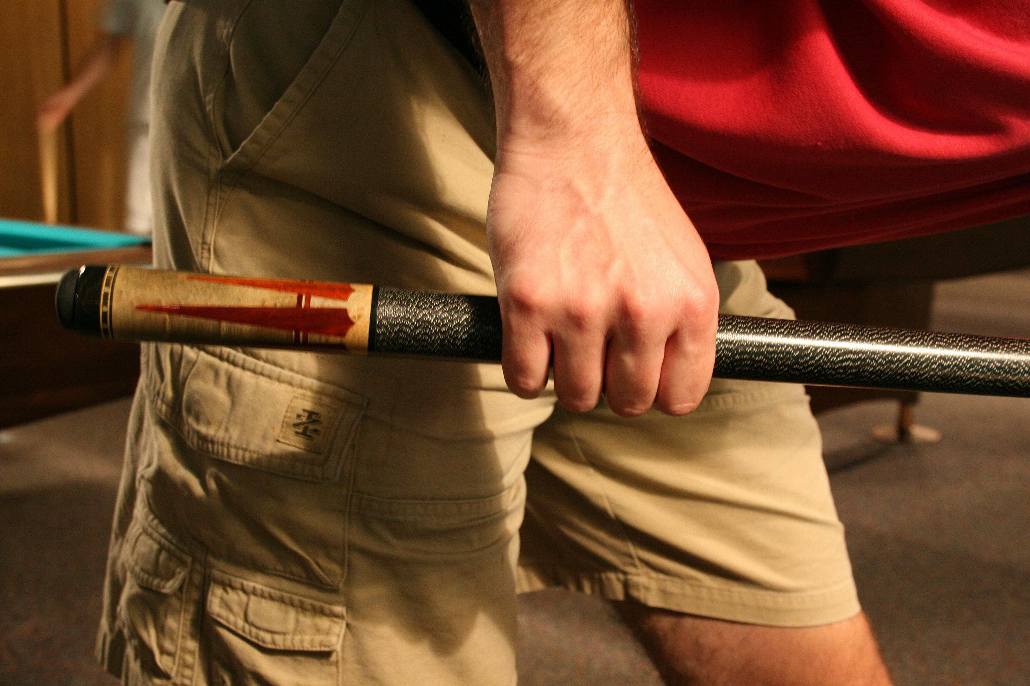 A Proper Pool Cue Stick Grip