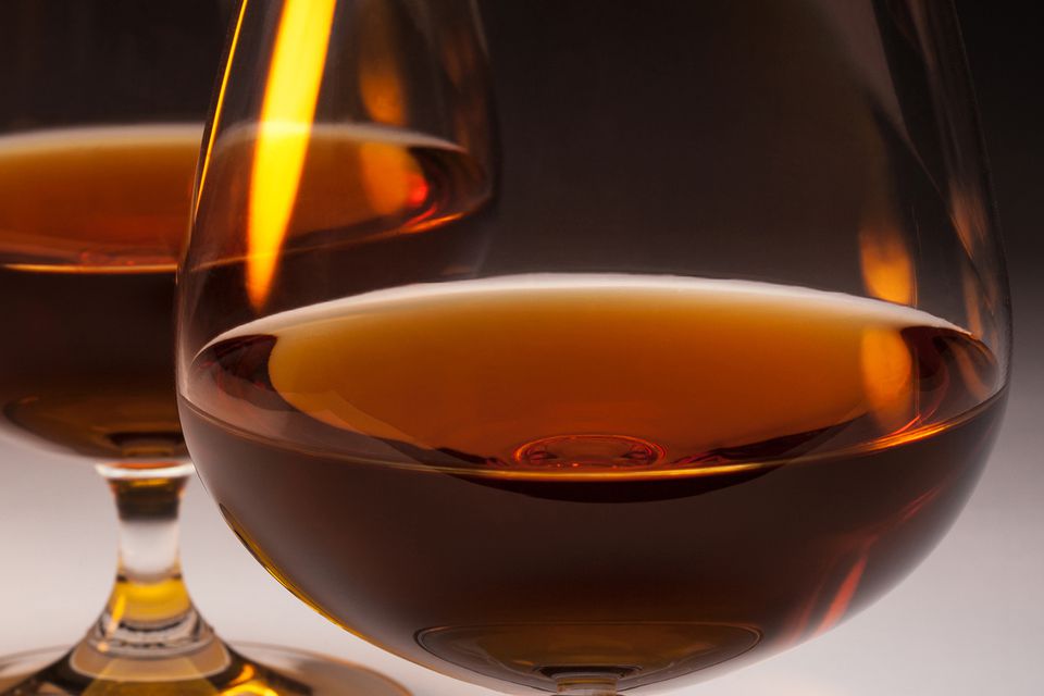 10 Essential Classic Brandy Cocktails You Should Know