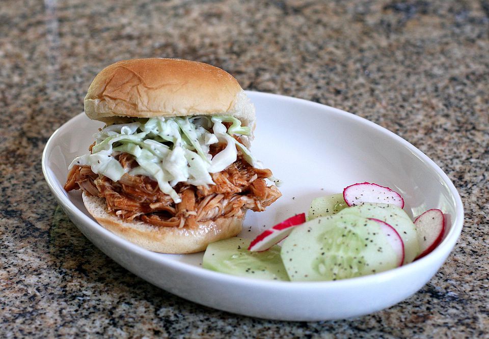 Simple Slow Cooker Chicken Barbecue Recipe