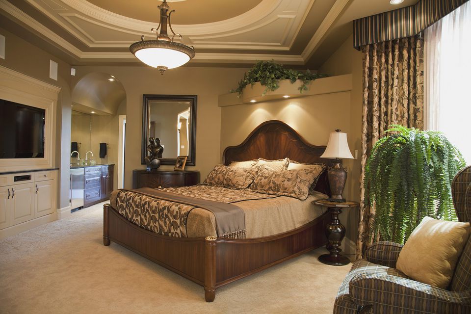 Tuscan Style Bedroom Decor