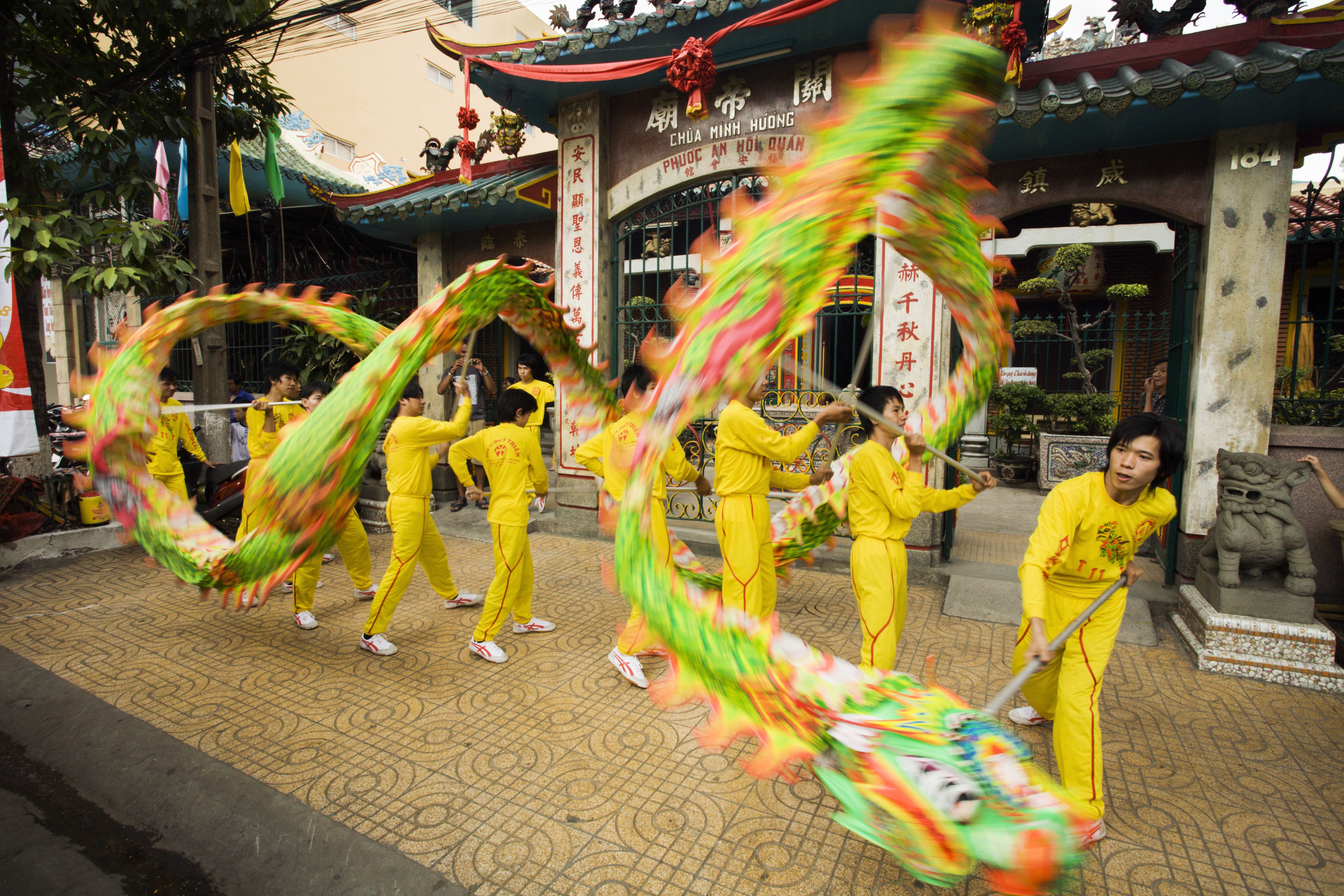 What Is Tet An Introduction to Vietnamese New Year