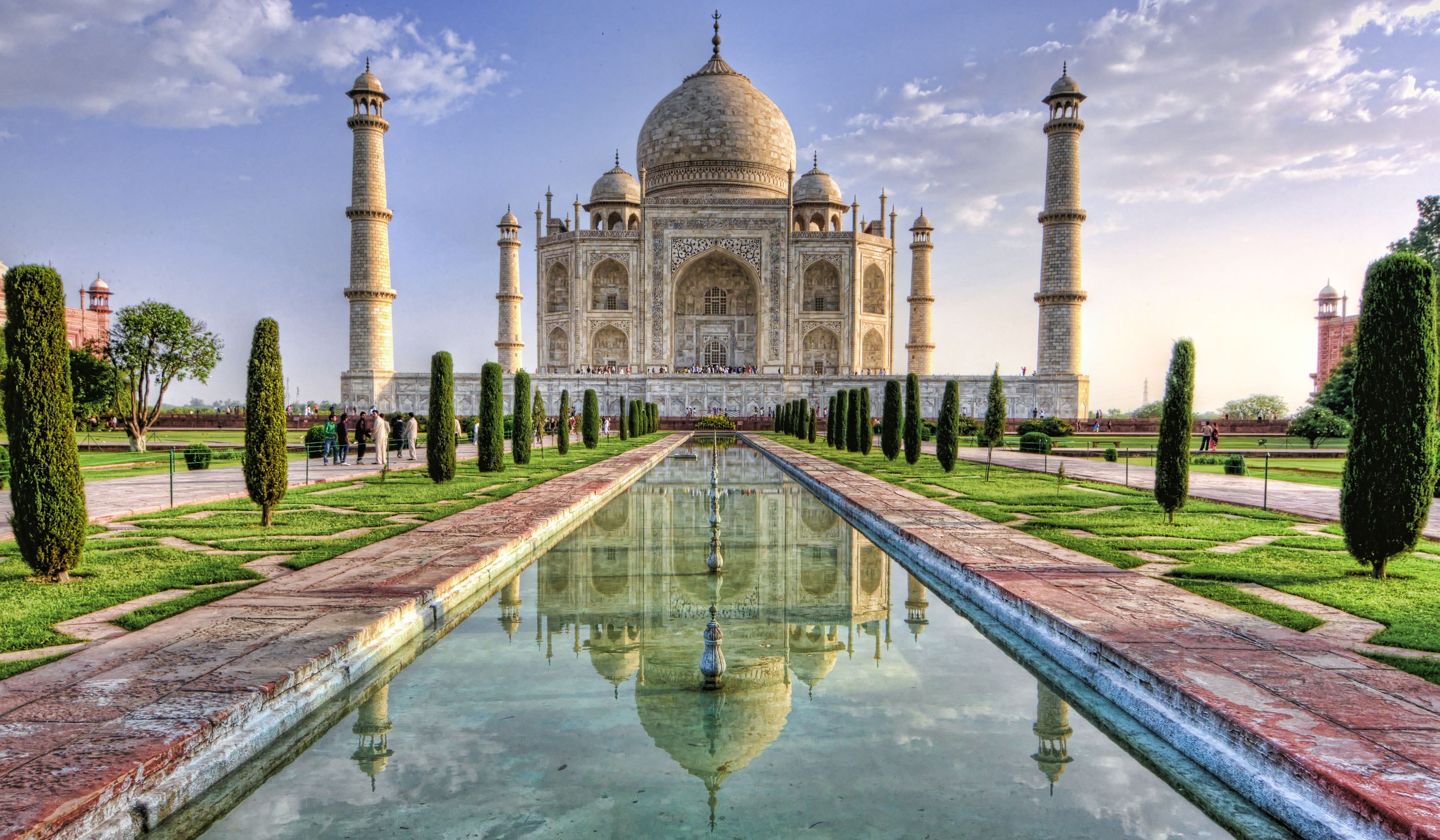 taj mahal tourist destination