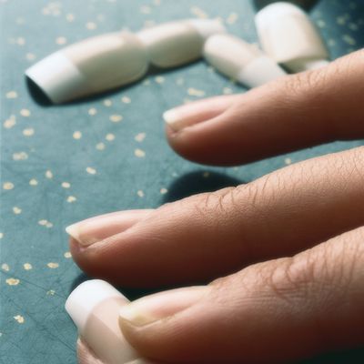 Pros and Cons Of Acrylic Nails<br/>