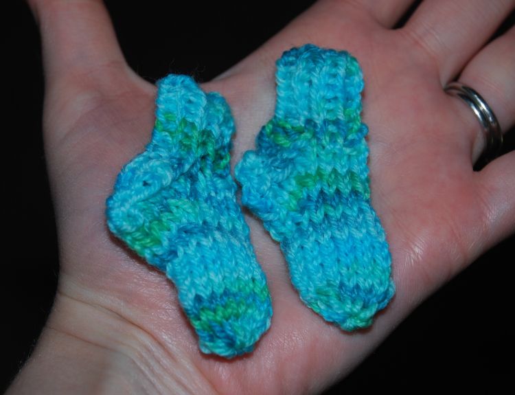 Tips and Patterns on Knitting for Premature Babies