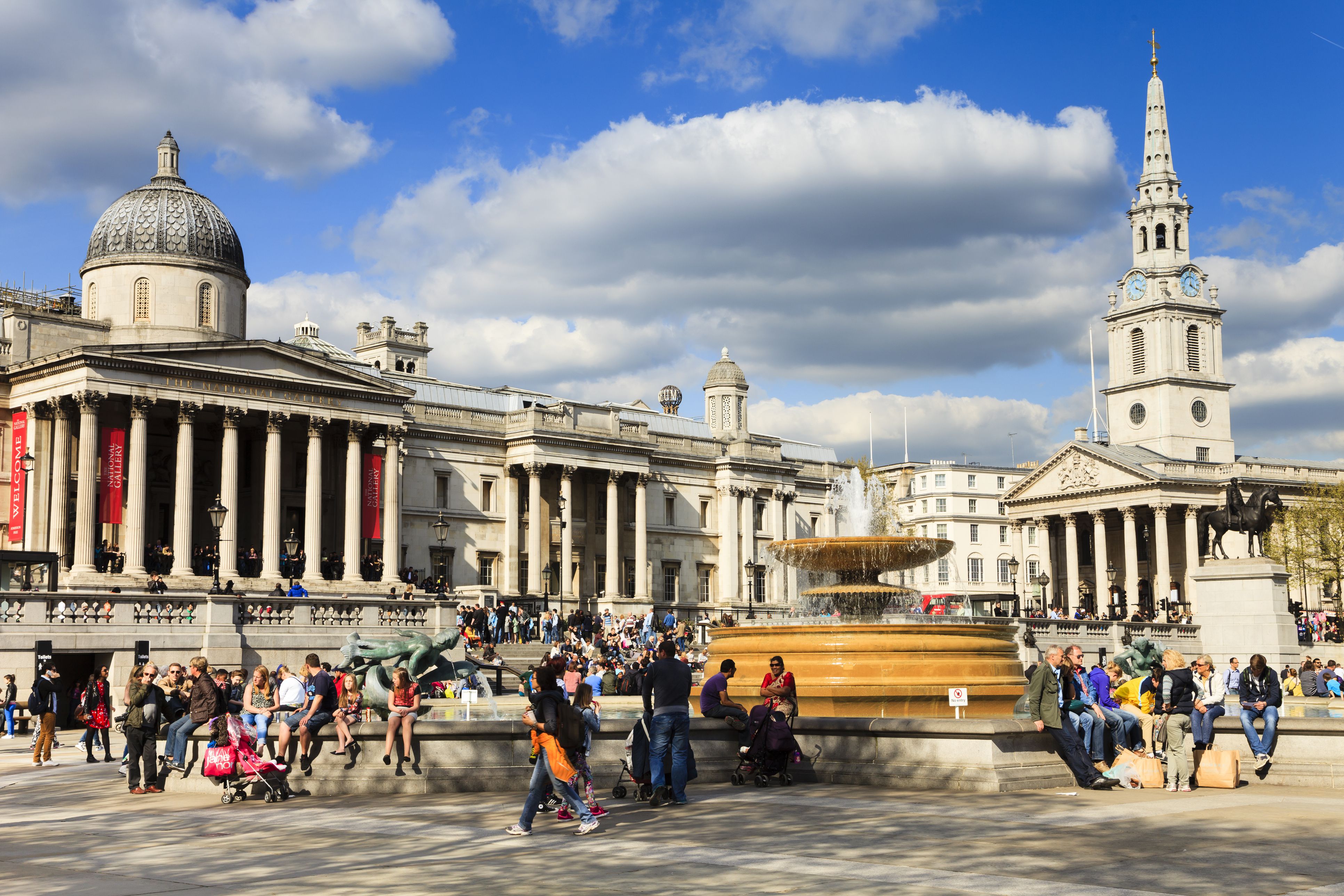 13 Reasons Trafalgar Square Is Famous (And Why You Should Visit!)