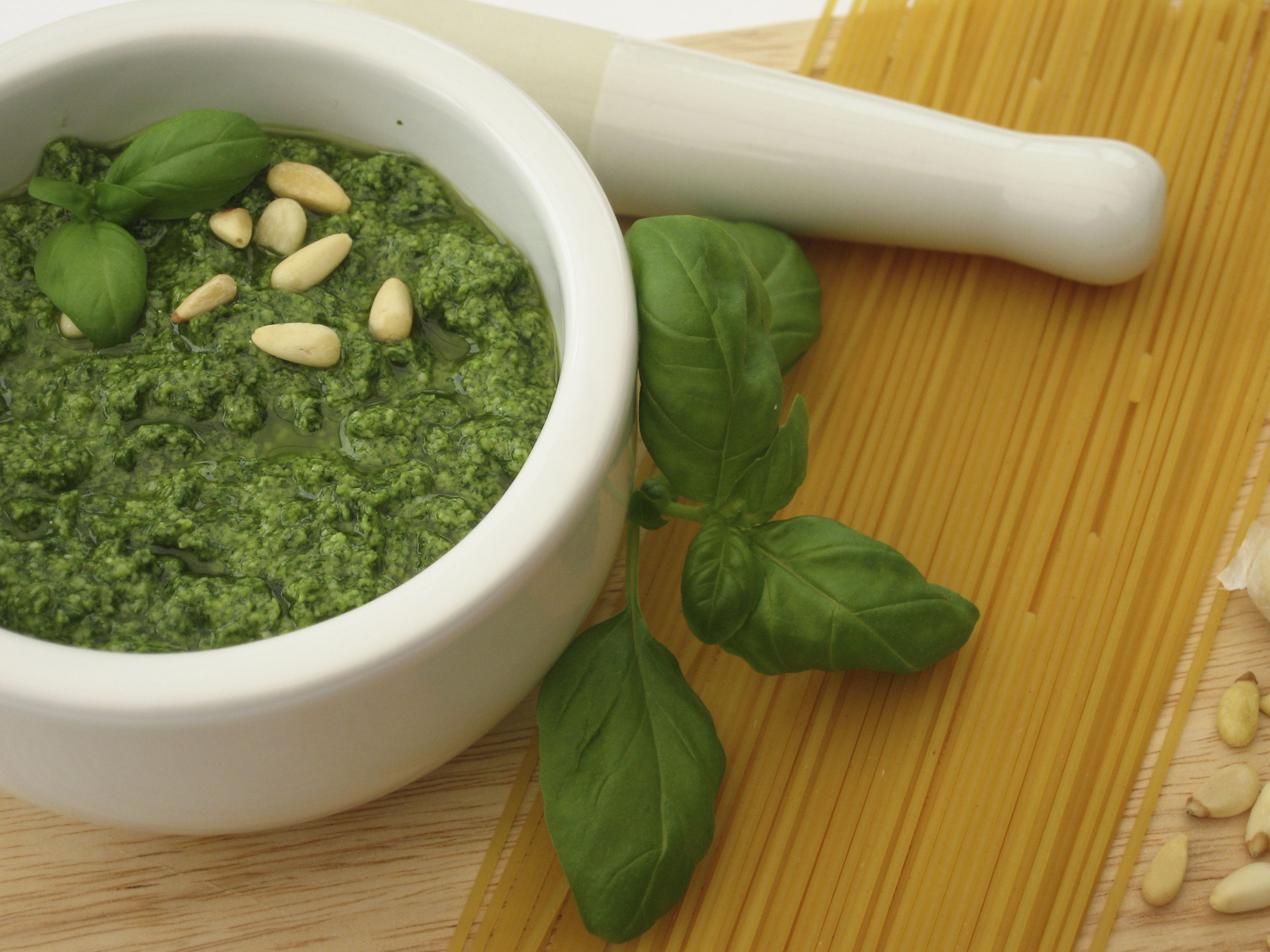 a-guide-to-freezing-pesto-for-future-use