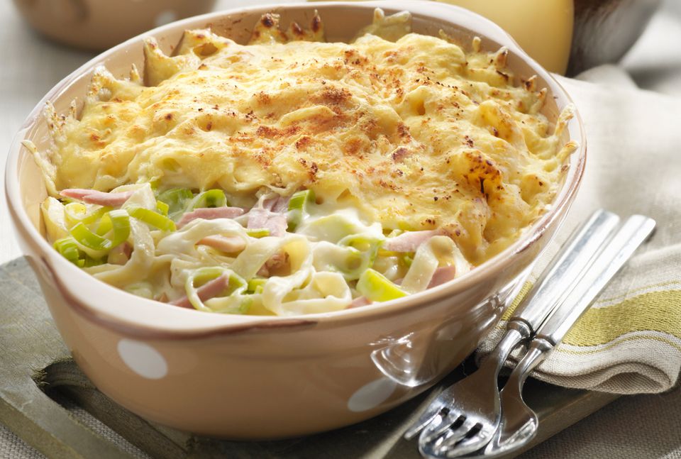 Ham Casserole With Noodles and Cheddar Cheese