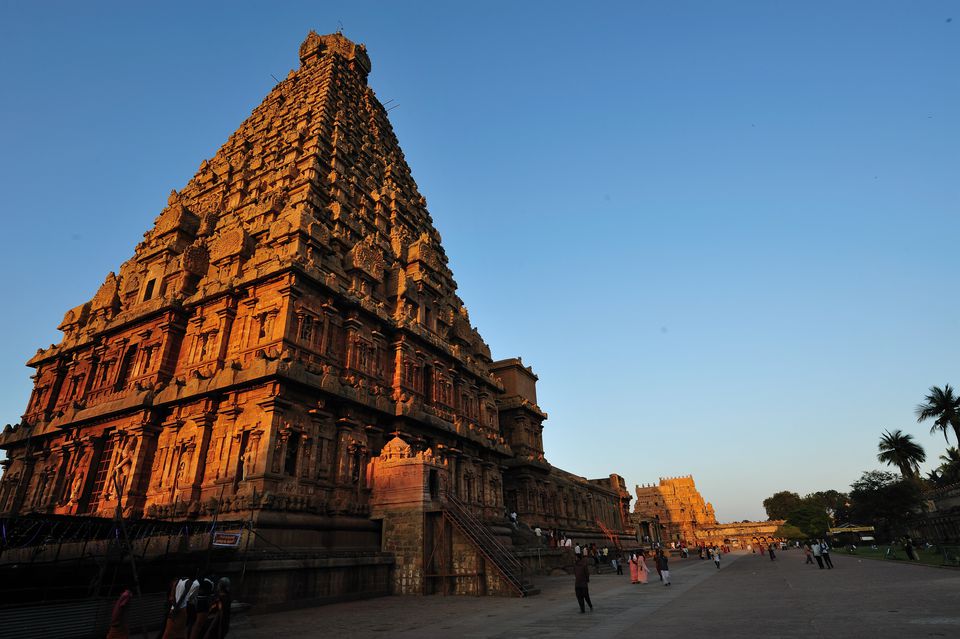Brihadeshwara Temple (Brihadisvara Temple) complex, UNESCO World Heritage Site, Thanjavur (Tanjore), Tamil Nadu, India, Asia