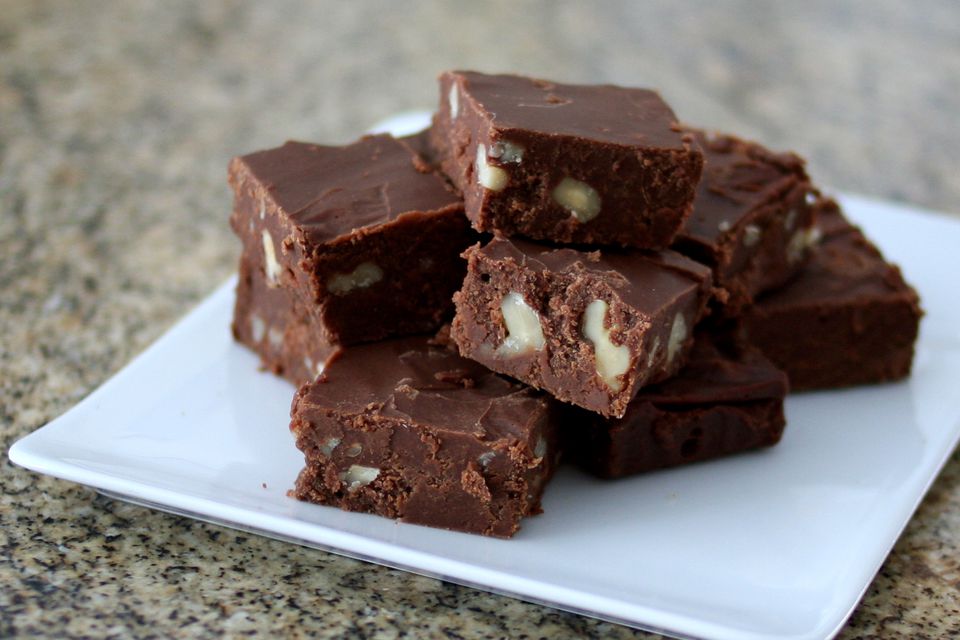 Fudge Recipe With Marshmallows and Nuts