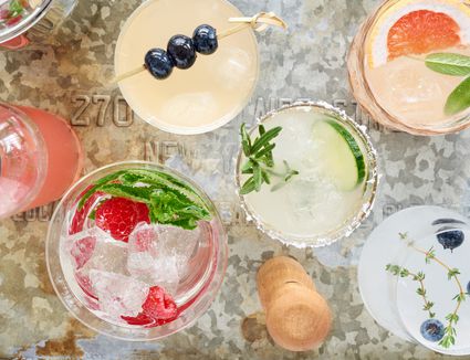10 Impressive Aperitif Cocktails to Serve Before Dinner