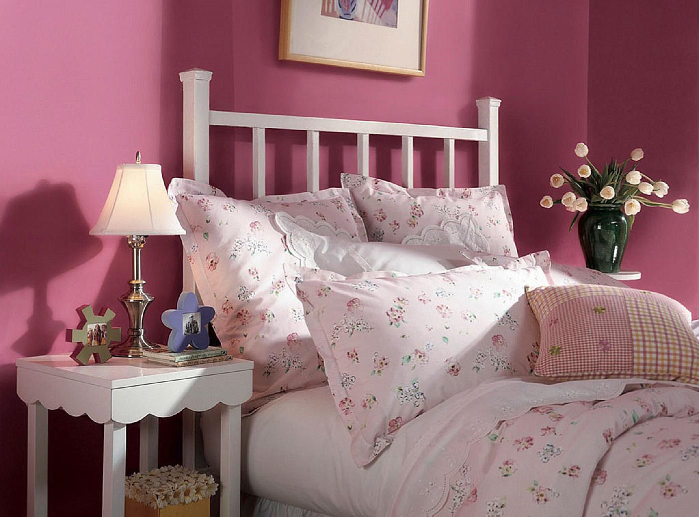 10 Great Pink and Purple Paint Colors for the Bedroom