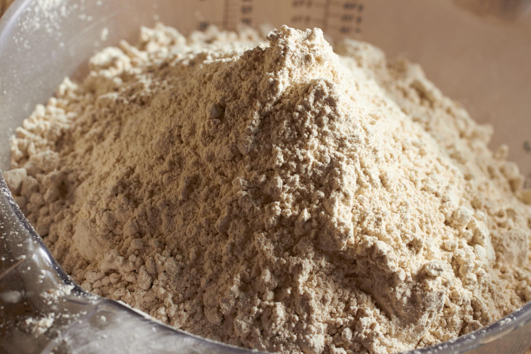 definition-components-and-varieties-of-flour