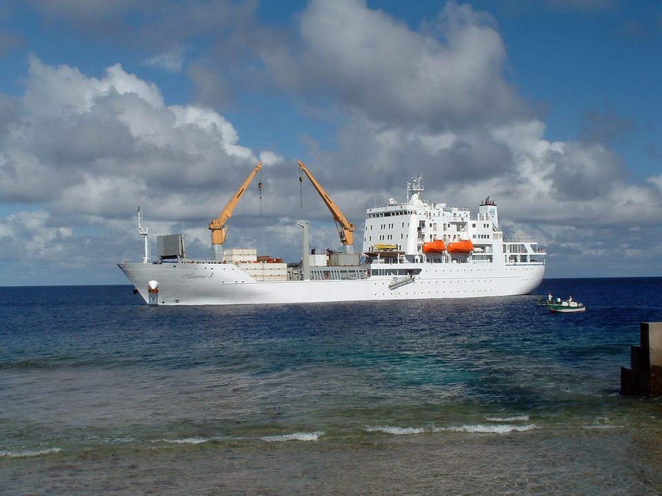 freighter cruises south pacific