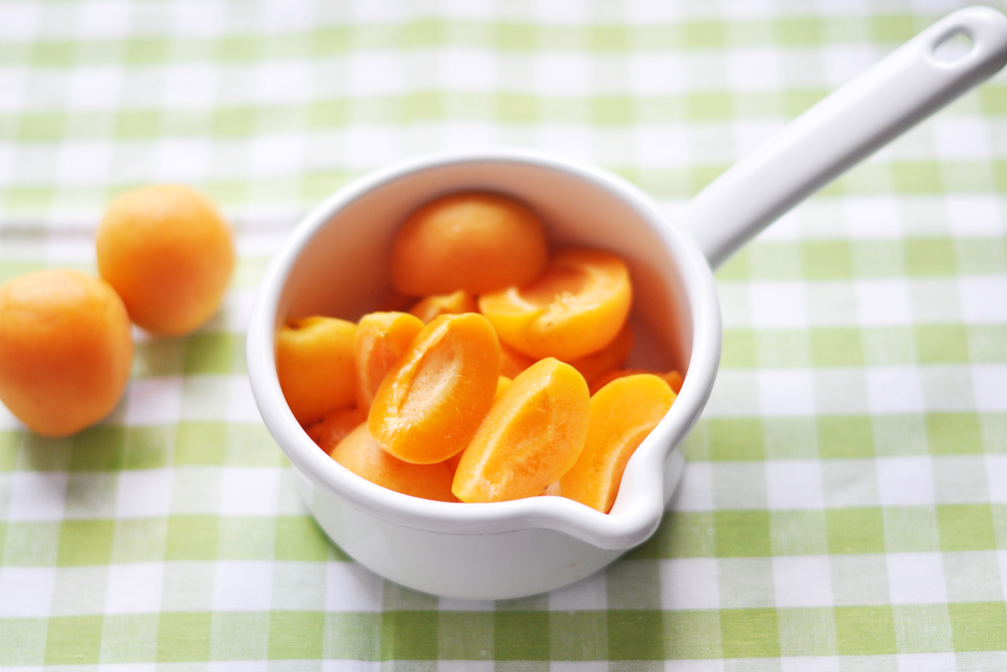 Try This Tasty Easy Apricot Cream Dessert Recipe