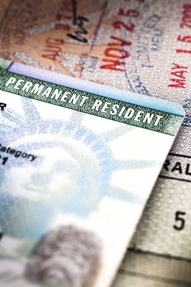 Cuánto cuesta renovar la green card y trámites