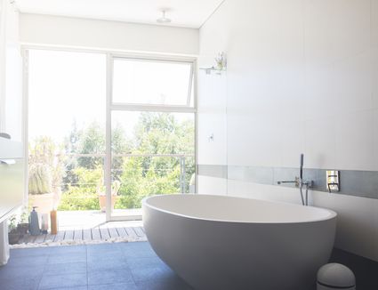 Bathtub Sizes: Reference Guide to Common Tubs