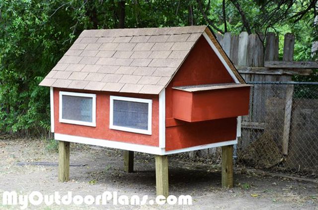 11 Free Chicken Coop Plans You Can DIY This Weekend