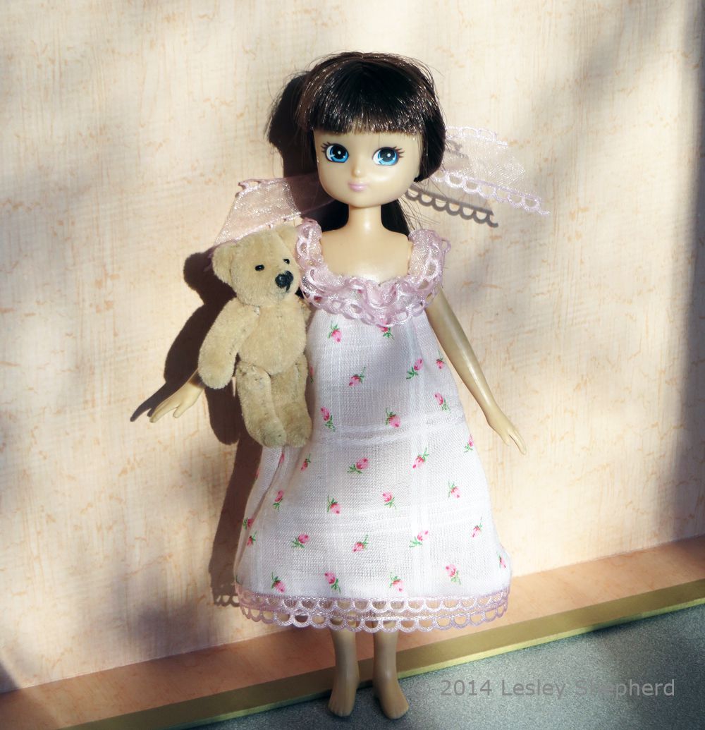 How To Hand Sew A Nightgown Nightdress For Any Doll