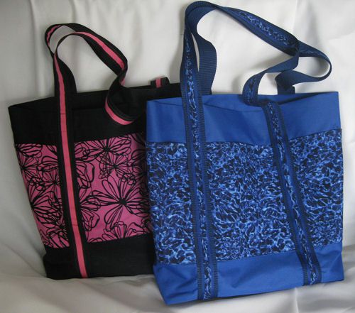 tote bags with clear pockets on the outside