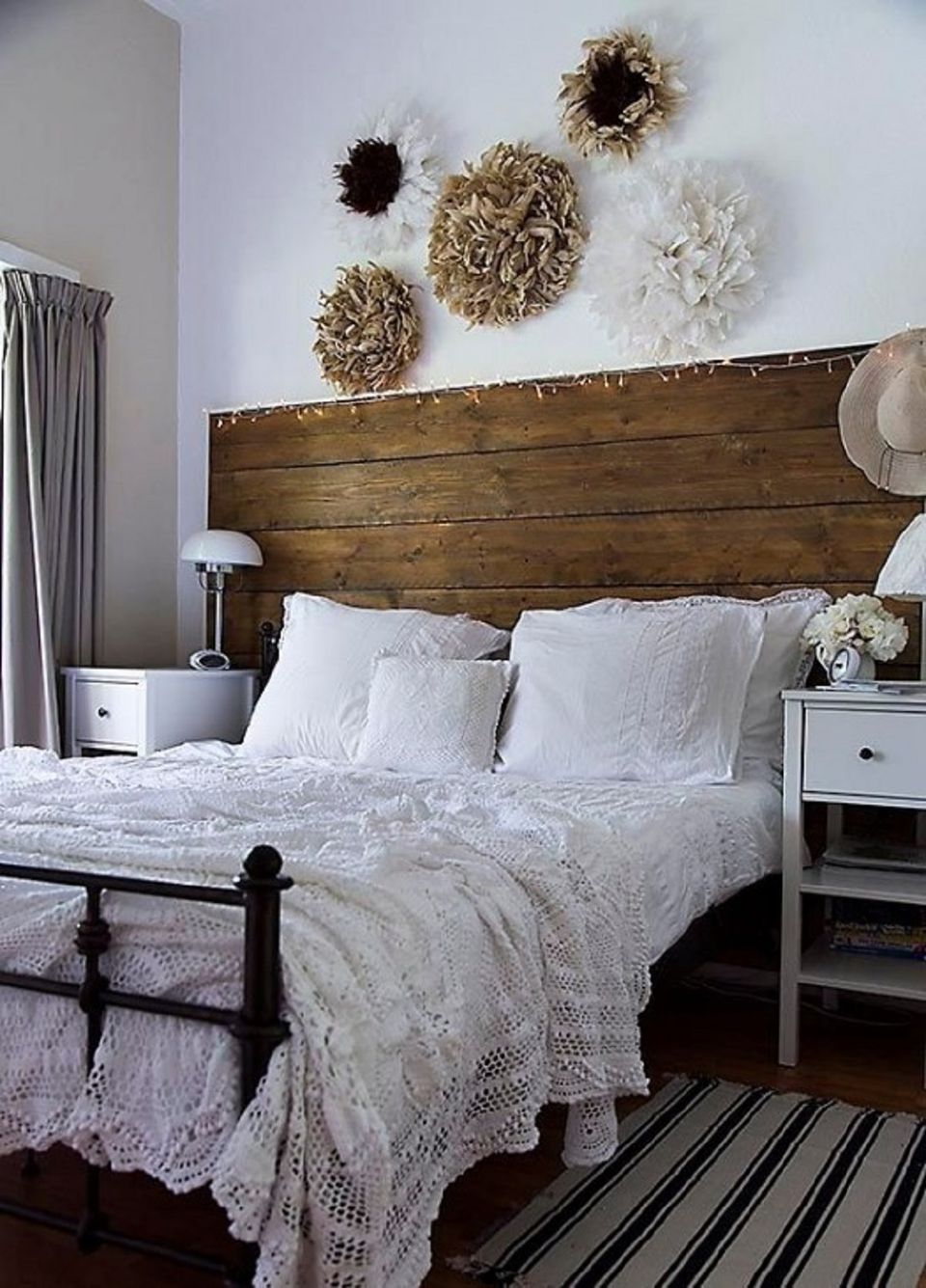 New Retro Bedroom Ideas with Simple Decor
