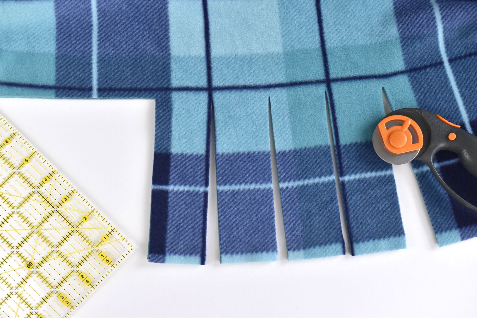 How To Make A Fleece Tie Blanket
