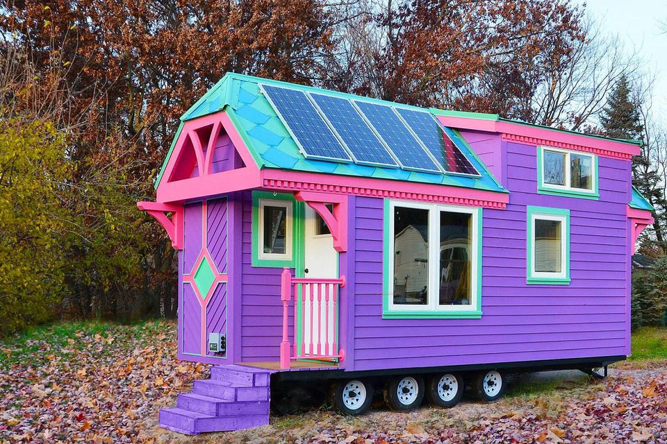 9 Brightly Colored Tiny Houses