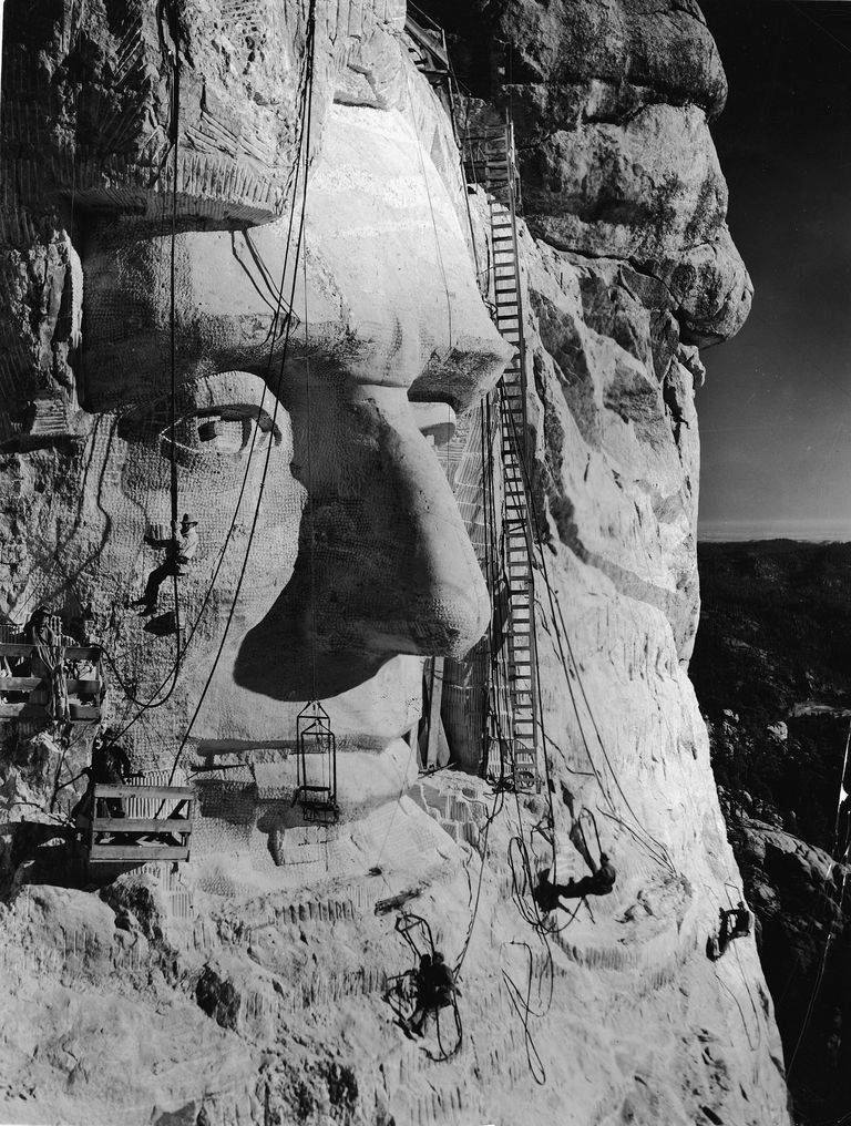 10 Interesting Facts About Mount Rushmore