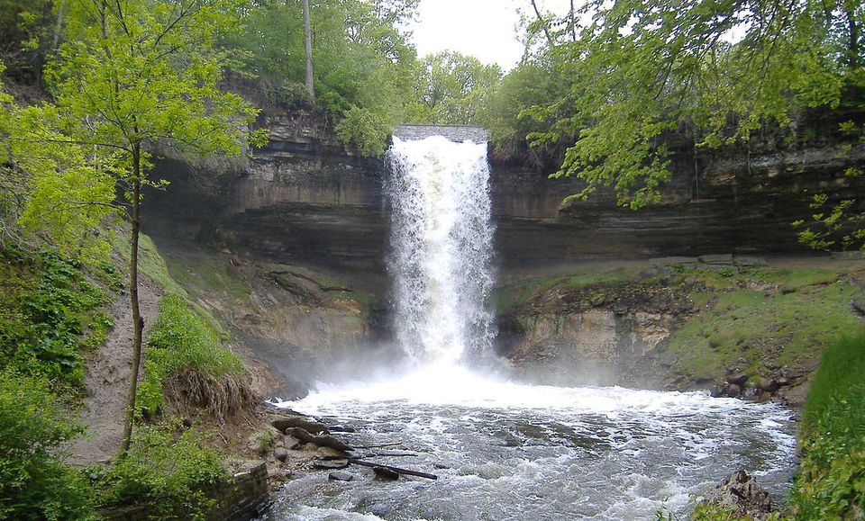 A Guide to Minnehaha Park in Minneapolis