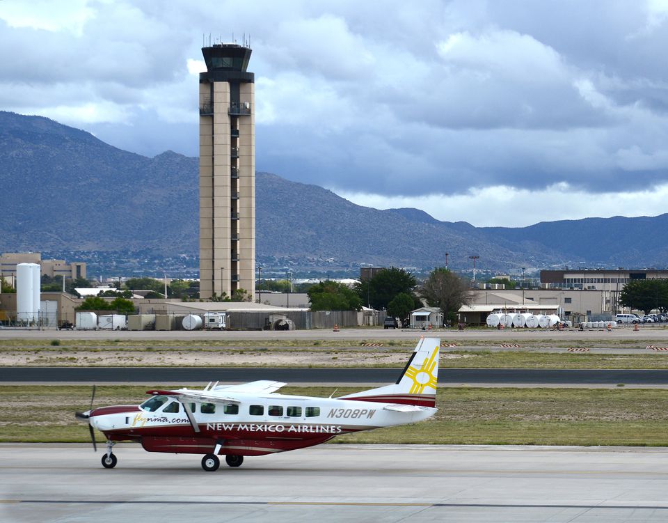 flights from albuquerque to tri cities airport