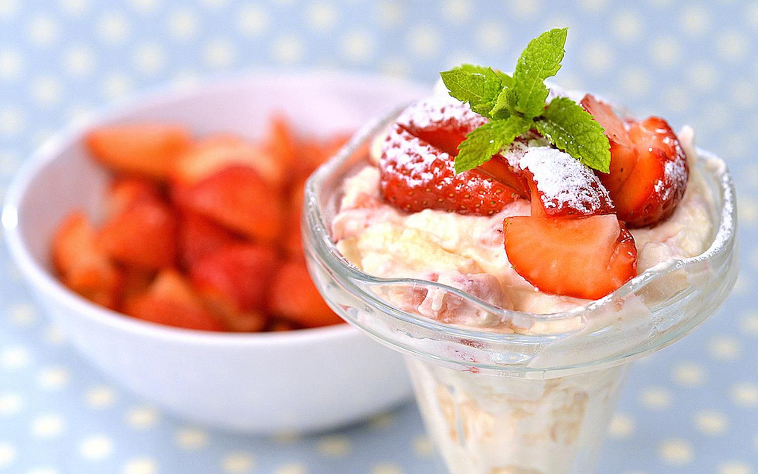 Classic English Eton Mess Recipe