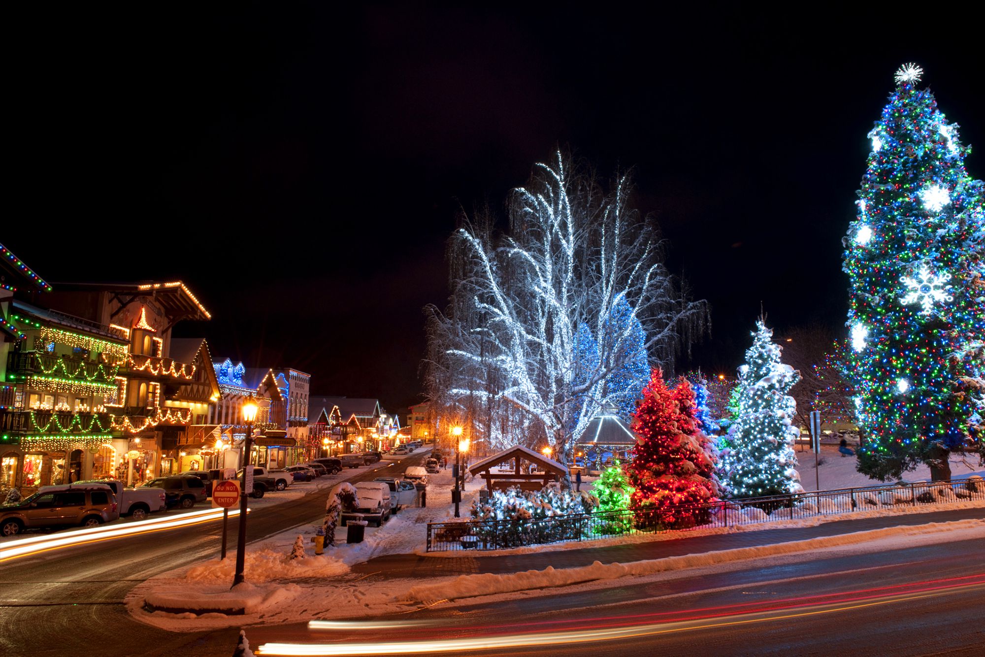 Christmas Towns and Getaways in the Northwest