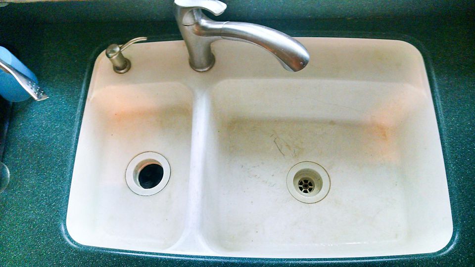 paint plastic kitchen sink