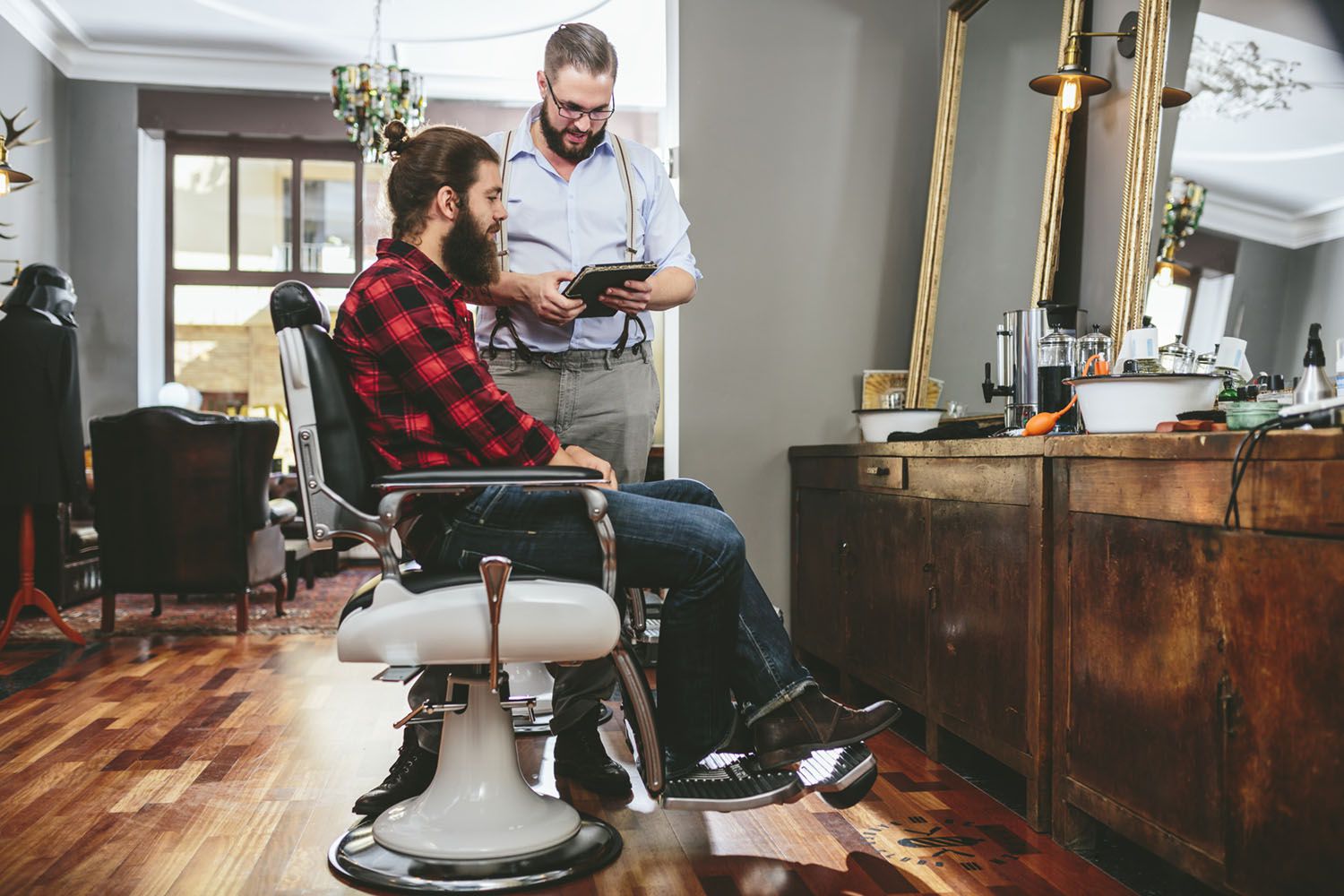 How Much To Tip Your Barber Or Stylist