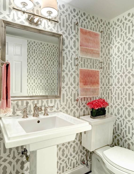 16 Glamorous Bathrooms With Wallpaper