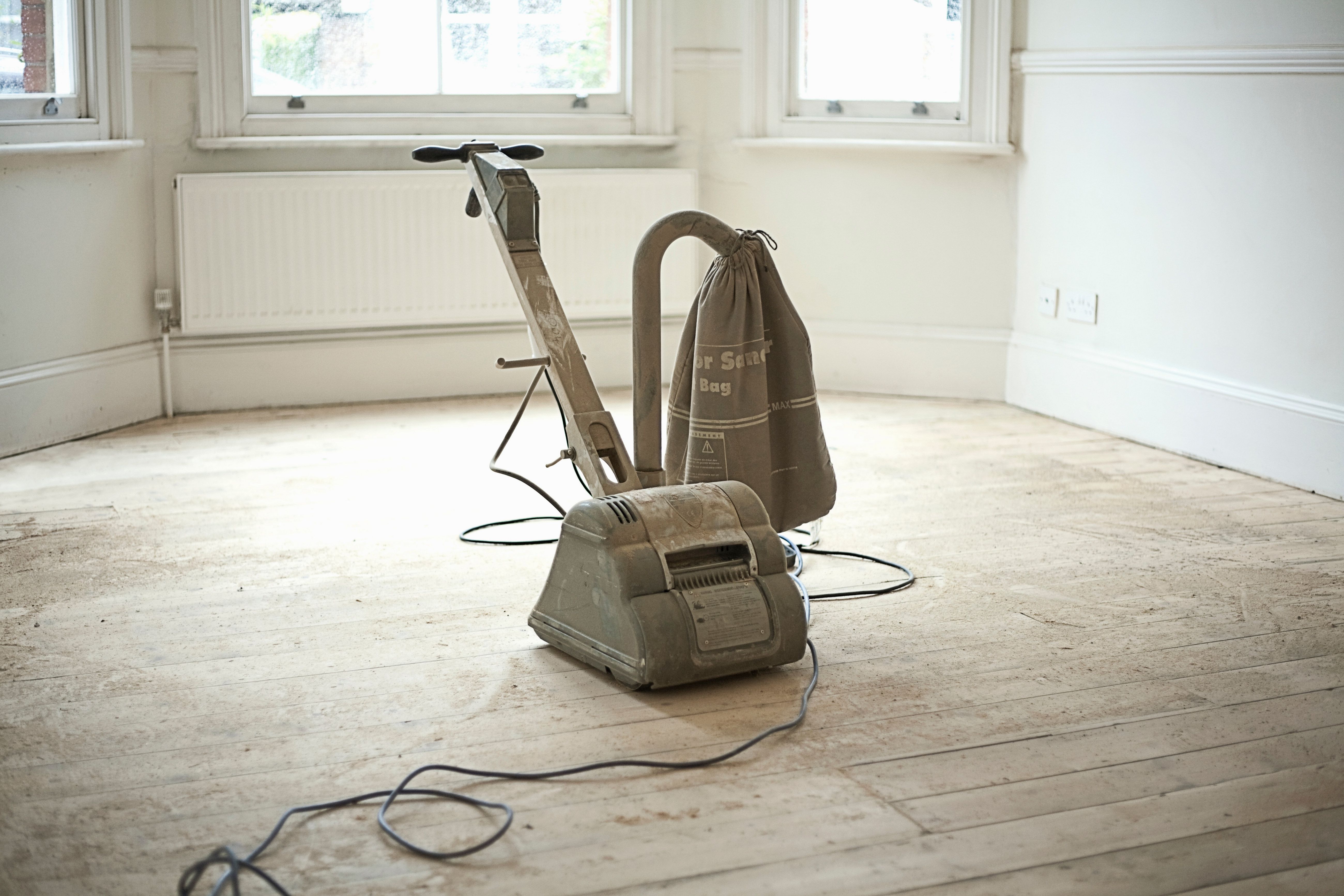 Floor Sanders to Rent When Finishing Your Wood Floor