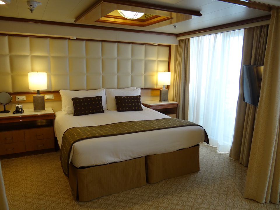 Regal Princess Cruise Ship Cabins and Suites