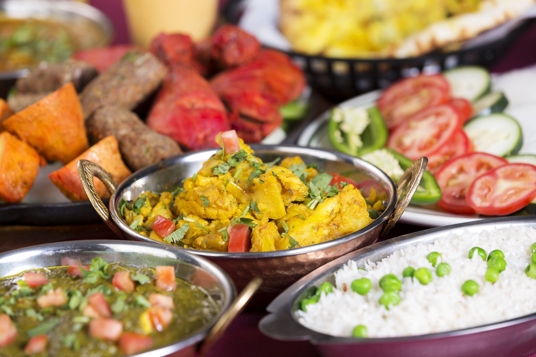 guide-to-indian-dining-traditions-and-etiquette