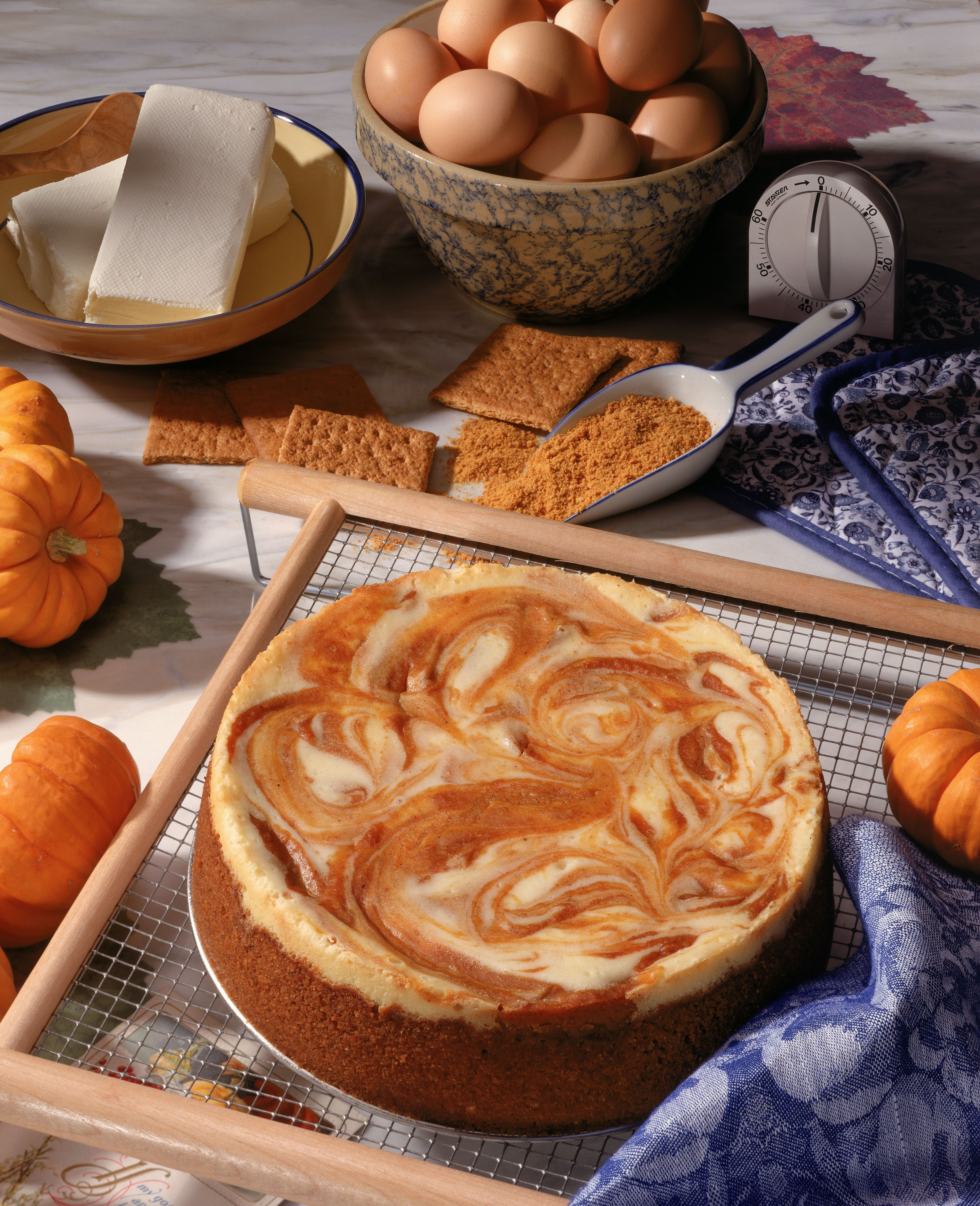 pumpkin swirl cheesecake