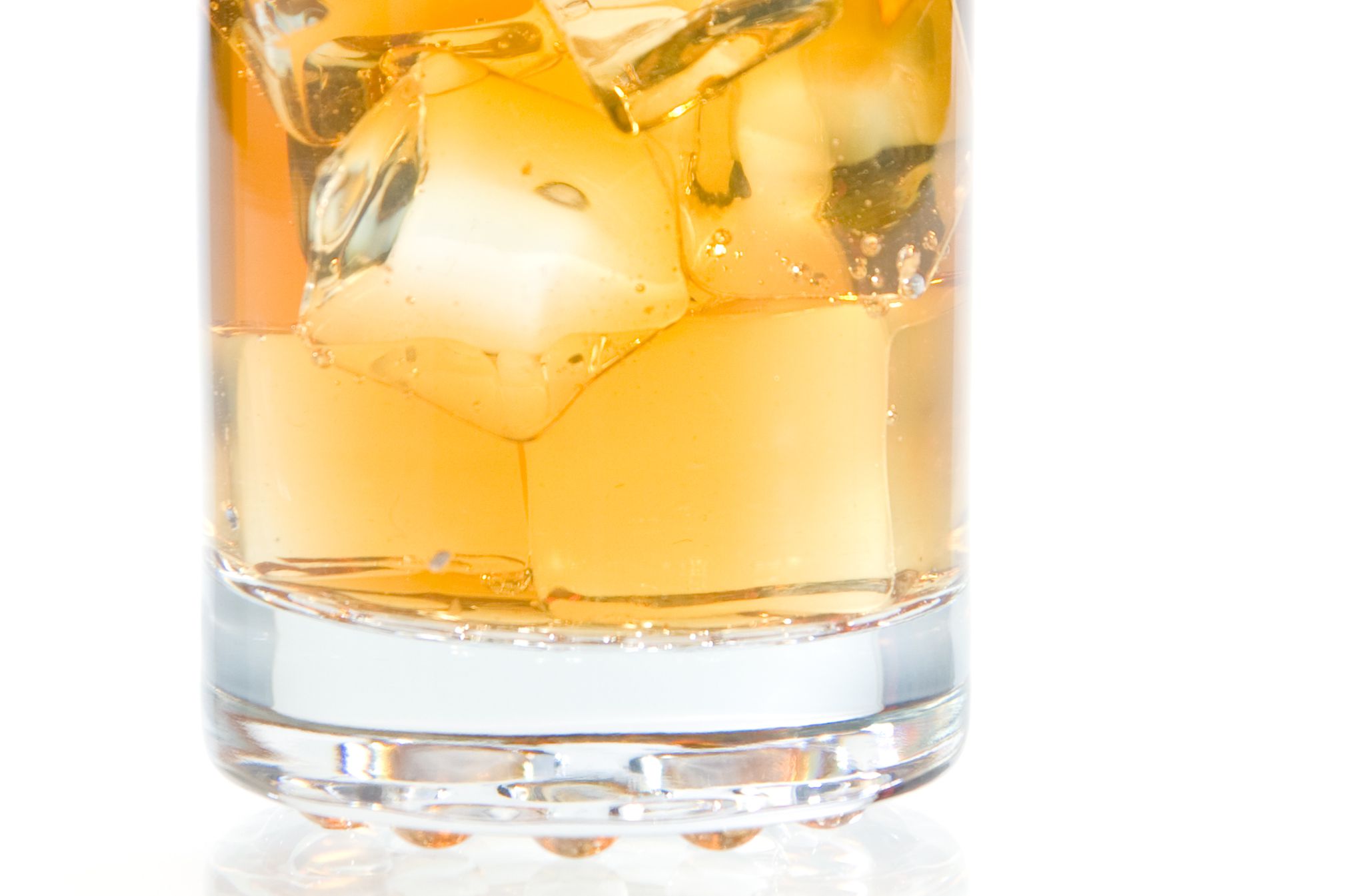 How to Make the Best Scotch & Soda